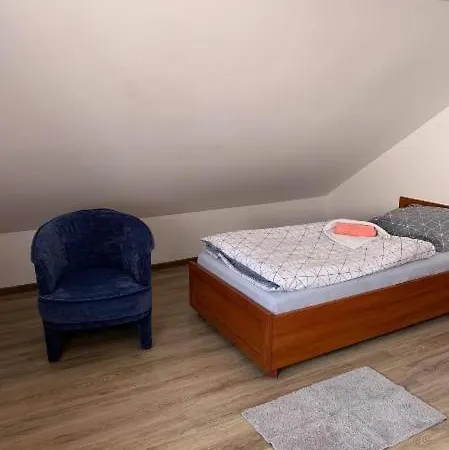 - Konrad Hostel Walbrzych