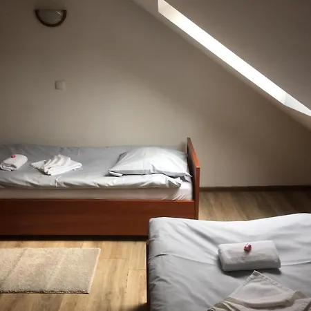 Hostel - Konrad