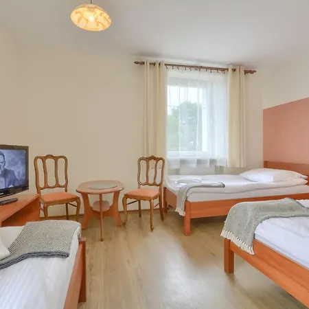 - Konrad * 바우브자이치