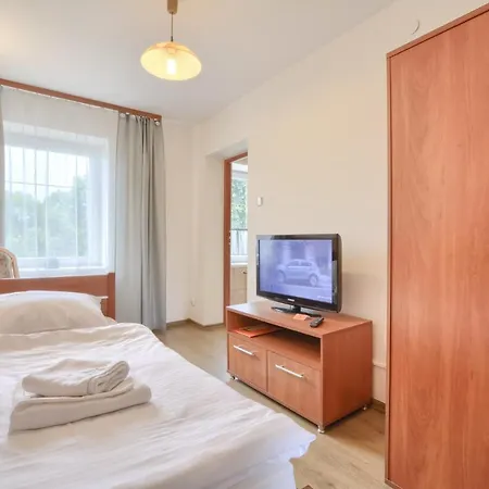 - Konrad * 바우브자이치