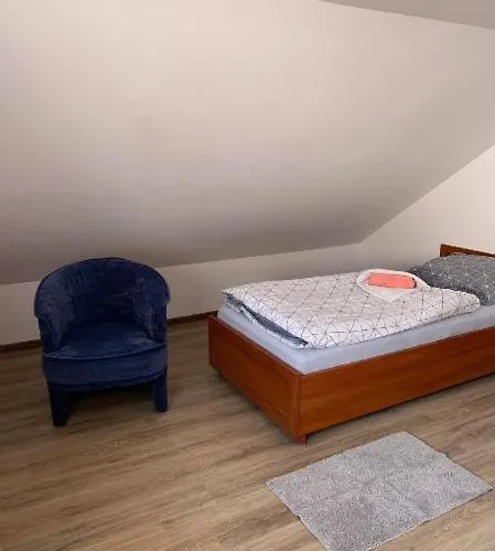 - Konrad Hostel Wałbrzych