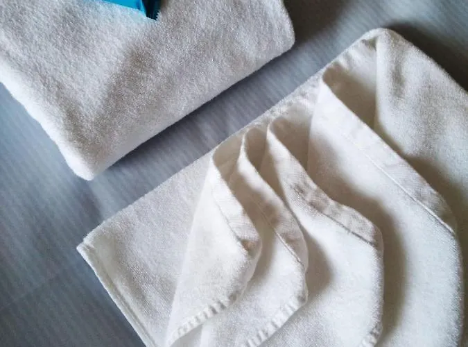 호스텔 - Konrad 바우브자이치